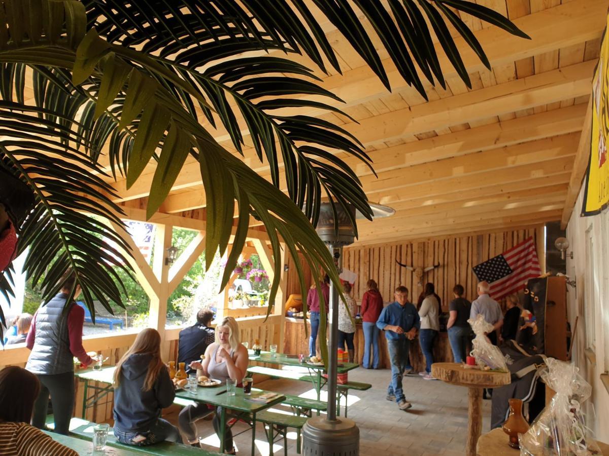 Chrom Ranch Reiterhof Panzió Memmingen Kültér fotó